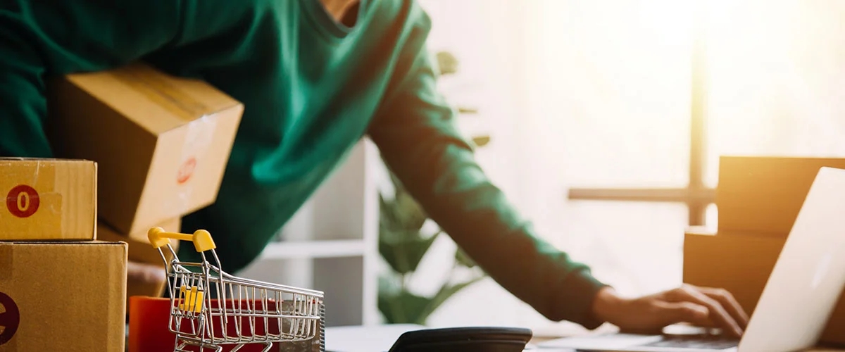 How to Improve Consistency and Governance with E-commerce Product Information Management Systems