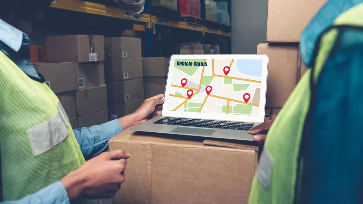 Complying with SLAs: Why E-Commerce Brands Must Choose the Most Effective Way to Fulfil an Order